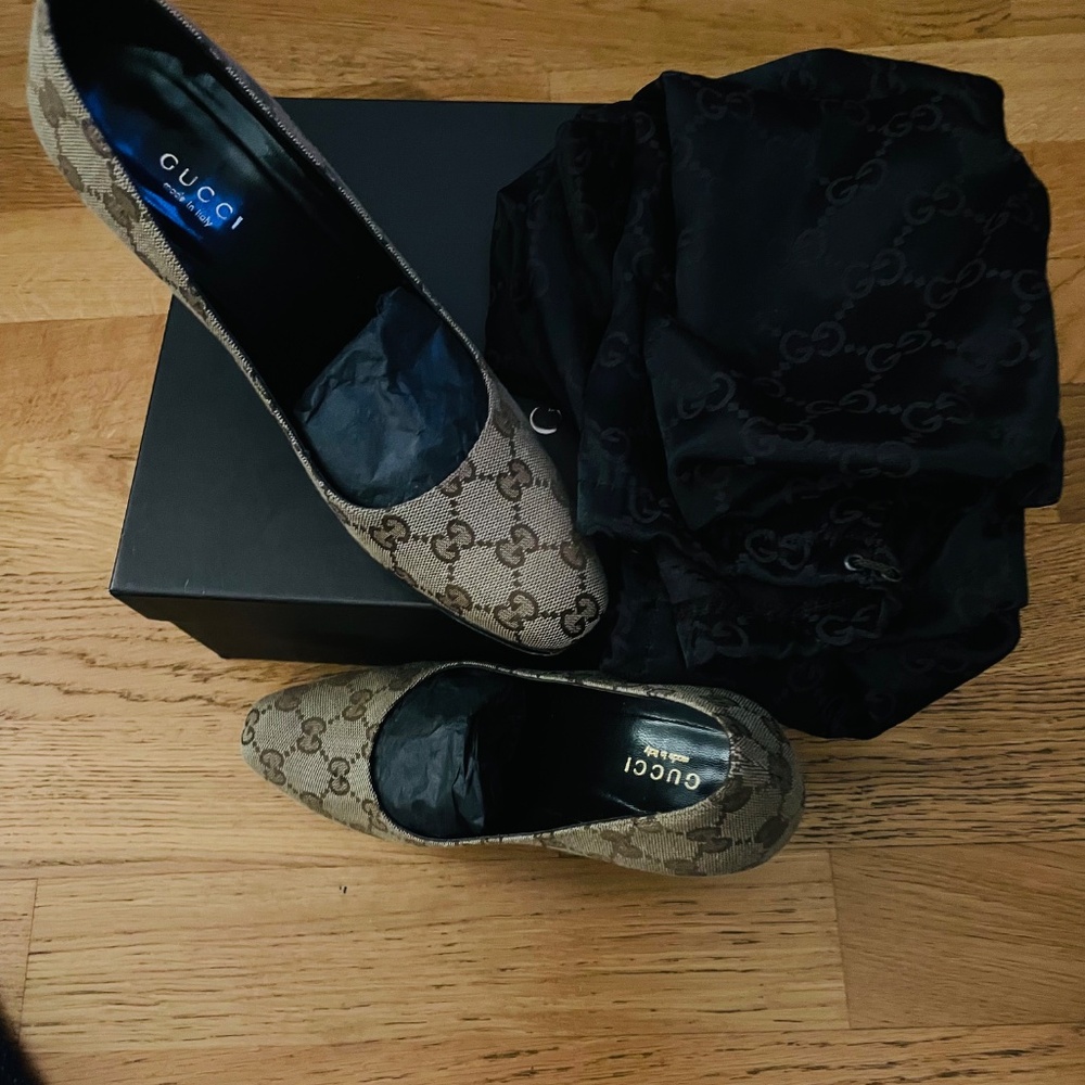 Original GG Gucci closed toe heels - Picture 7 of 12